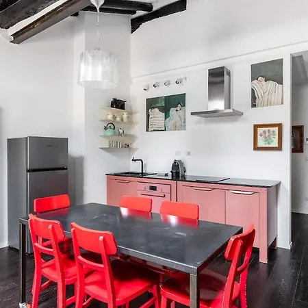 Appartement Mansarda Via Dell'oro, A Due Passi Da Piazza Maggiore