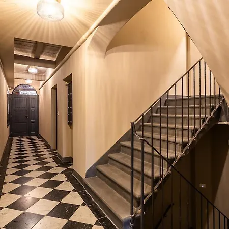Mansarda Via Dell'oro, A Due Passi Da Piazza Maggiore