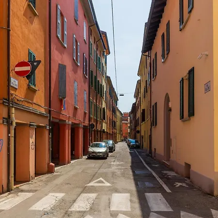 Mansarda Via Dell'oro, A Due Passi Da Piazza Maggiore Bologna